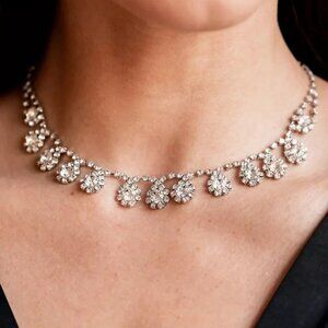 Paparazzi Jewelry Accessories - Princess Prominence - White Necklace - Vintage